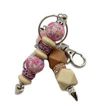 Load image into Gallery viewer, Valentine's Day Keychains